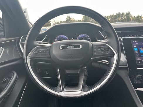 Used 2022 Jeep Grand Cherokee L Laredo image 19