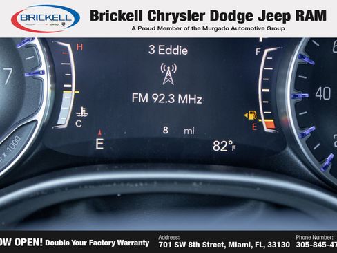 New 2025 Chrysler Pacifica Select image 34