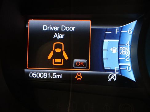 Used 2024 Ford Edge Titanium w/ Equipment Group 301A AWD/4WD image 38