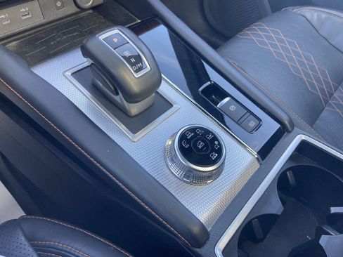 Used 2022 Mitsubishi Outlander SEL AWD/4WD image 34
