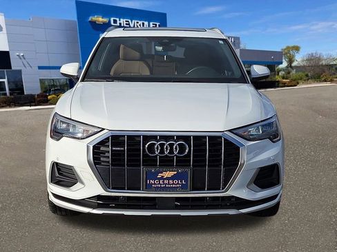 Used 2021 Audi Q3 2.0T Premium w/ Convenience Package image 2