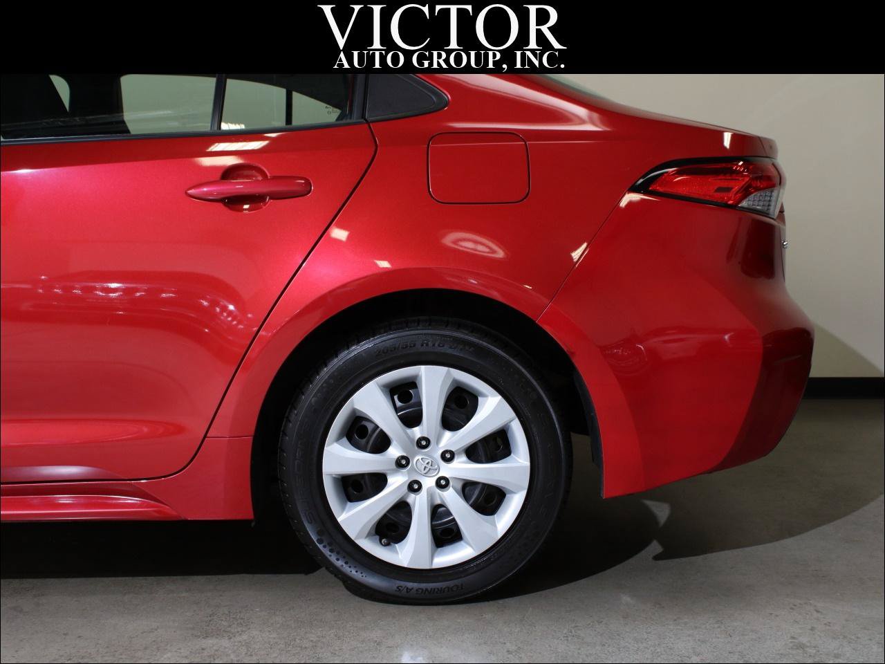 Used 2021 Toyota Corolla LE FWD image 7
