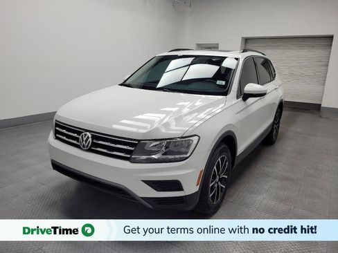 Used 2021 Volkswagen Tiguan SE w/ Panoramic Sunroof Package image 1