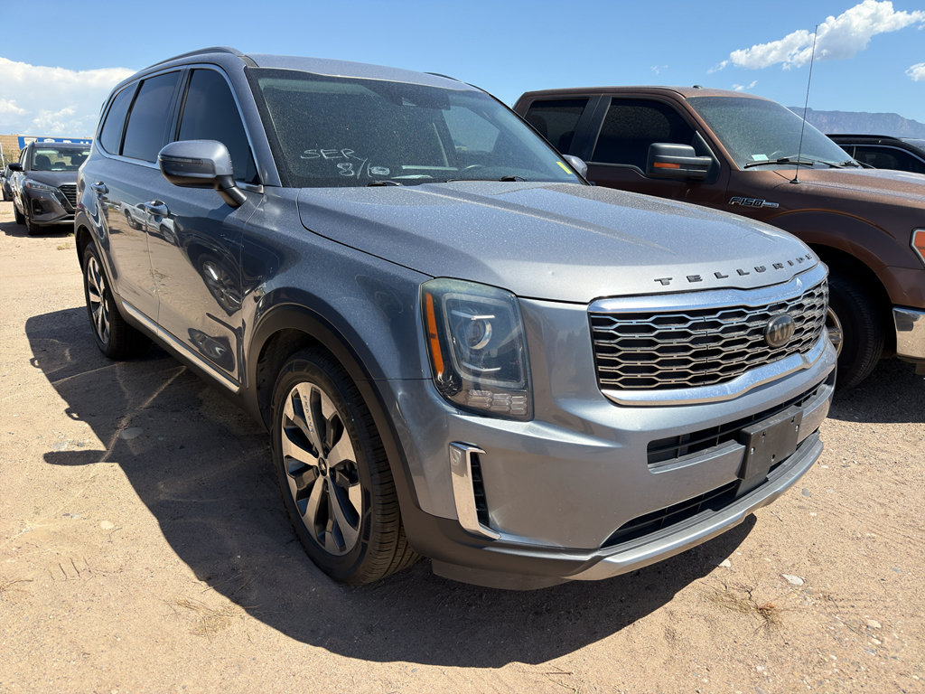 Used 2021 Kia Telluride S AWD/4WD image 3