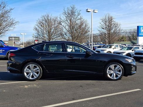 Used 2023 Acura TLX w/ Technology Package image 7