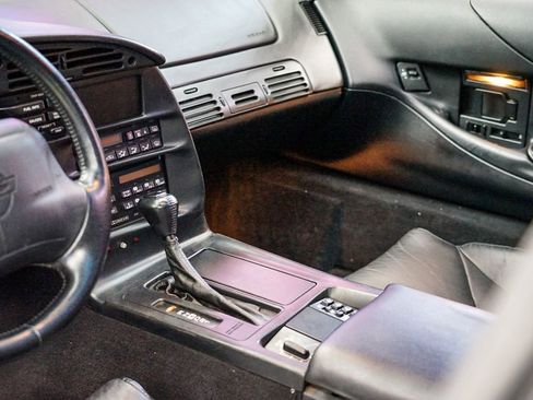 Used 1994 Chevrolet Corvette Coupe image 18