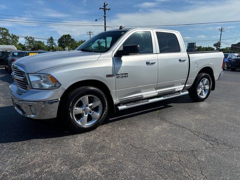 Used 2017 RAM 1500 Big Horn AWD/4WD image 1