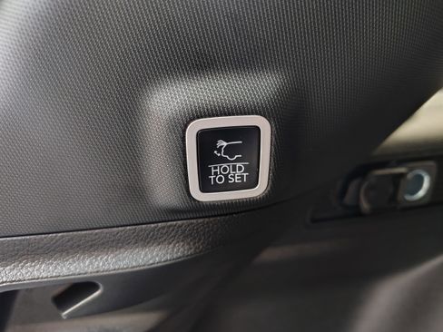 New 2026 Jeep Grand Cherokee Limited image 14