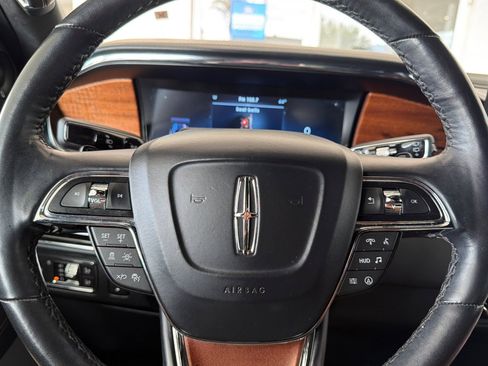 Used 2022 Lincoln Navigator Black Label AWD/4WD image 28