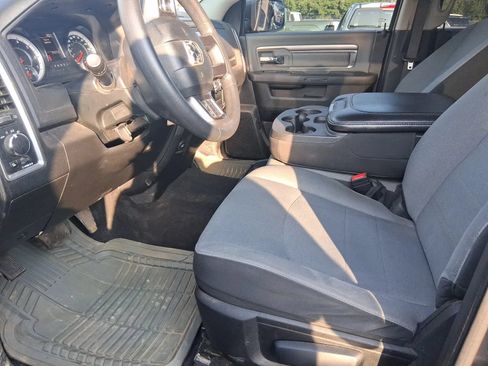 Used 2021 RAM 1500 Classic SLT AWD/4WD image 6