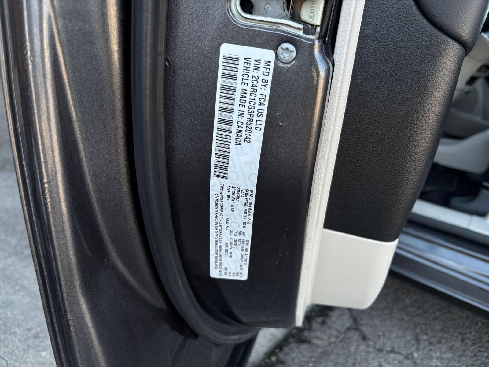 Used 2023 Chrysler Voyager LX FWD image 31