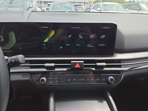 New 2026 Kia Sportage LX image 10