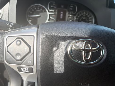 Used 2018 Toyota Tundra SR5 w/ TRD Off Road Package AWD/4WD image 9