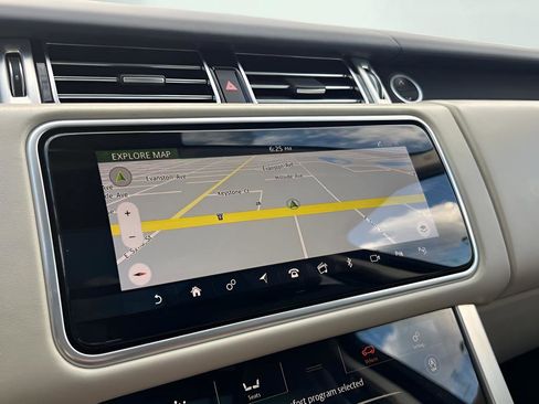 Used 2019 Land Rover Range Rover HSE image 54