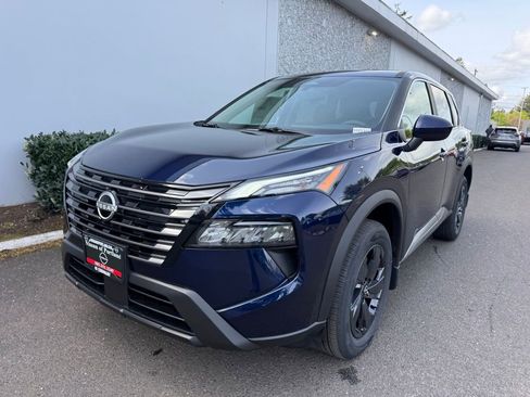 New 2026 Nissan Rogue SV w/ Cold Weather Package image 4