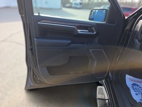 Certified 2022 GMC Sierra 1500 Elevation w/ LPO, Elevation Black Package AWD/4WD image 19