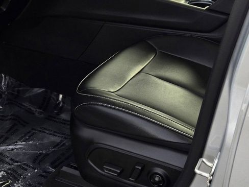 Used 2024 Jeep Grand Cherokee Limited w/ Black Appearance Package image 22