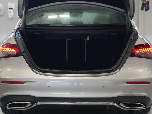 Used 2022 Mercedes-Benz E 350 4MATIC Sedan image 31