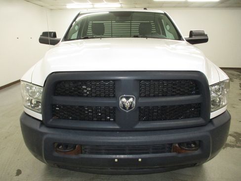 Used 2016 RAM 3500 Tradesman w/ Power & Remote Entry Group image 2