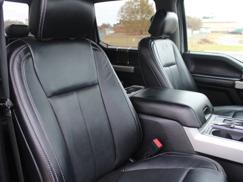 Used 2020 Ford F150 Lariat image 50