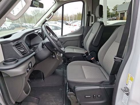 Used 2024 Ford Transit 350 XLT image 10