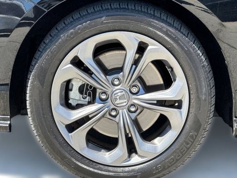 Used 2023 Honda Accord EX-L image 13