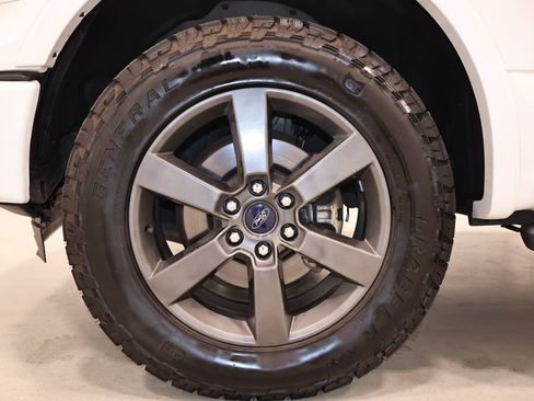 Used 2016 Ford F150 XLT w/ Equipment Group 302A Luxury AWD/4WD image 40
