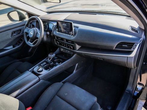 Used 2023 Nissan Rogue S image 14