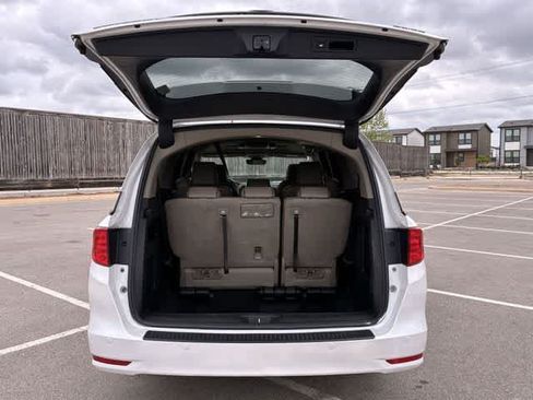 Used 2024 Honda Odyssey Elite image 37