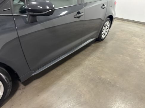 Used 2024 Toyota Corolla LE FWD image 10