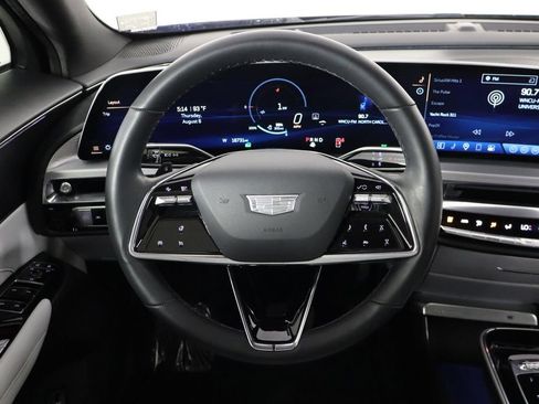 Used 2024 Cadillac Lyriq Sport RWD image 7