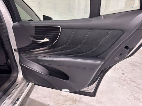 Used 2018 Lexus LS 500 w/ Accessory Package (Z1) RWD image 75