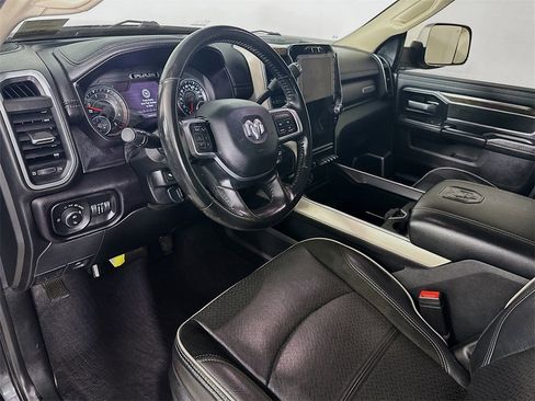 Used 2021 RAM 3500 Laramie image 30