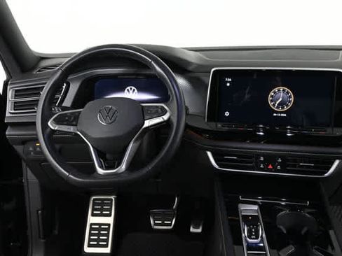 Used 2024 Volkswagen Atlas Cross Sport SEL Premium R-Line AWD/4WD image 3