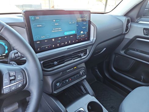 Used 2025 Ford Bronco Sport Badlands w/ Badlands Tech Package image 14