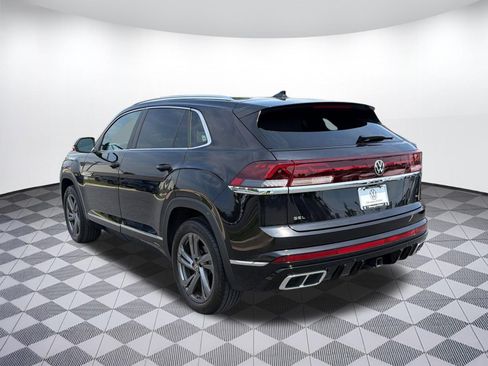 Certified 2024 Volkswagen Atlas Cross Sport SEL R-Line AWD/4WD image 3