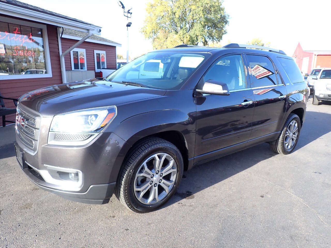 Used 2016 GMC Acadia SLT w/ Open Road Package AWD/4WD image 3
