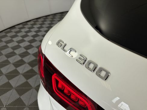 Certified 2022 Mercedes-Benz GLC 300 4MATIC image 16
