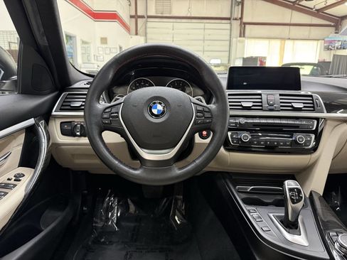 Used 2017 BMW 330i xDrive Wagon AWD/4WD image 21