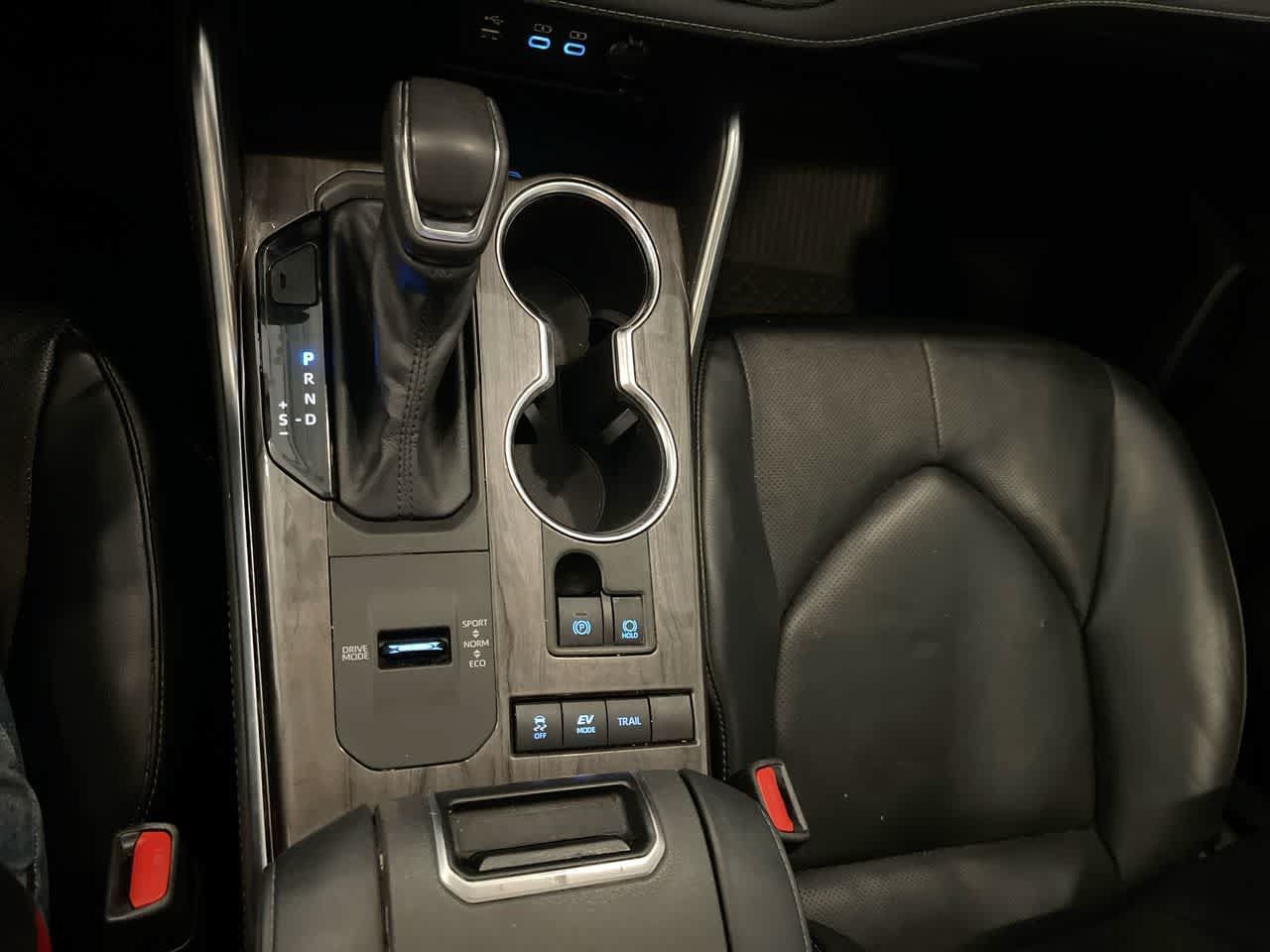 Used 2022 Toyota Highlander Platinum AWD/4WD image 20