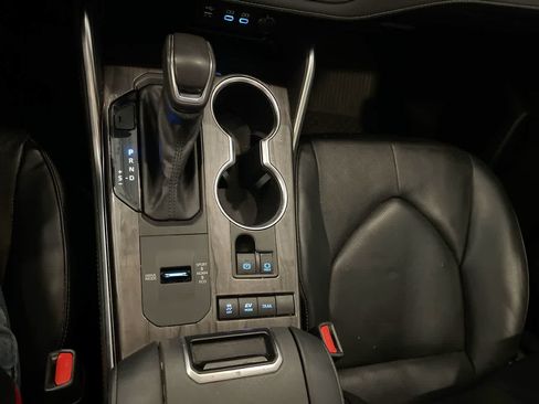 Used 2022 Toyota Highlander Platinum AWD/4WD image 20