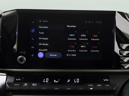 Used 2025 Toyota Camry LE image 25