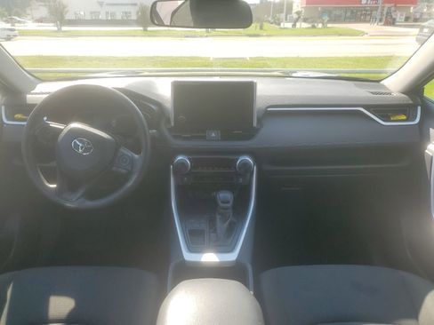 Used 2025 Toyota RAV4 LE image 10