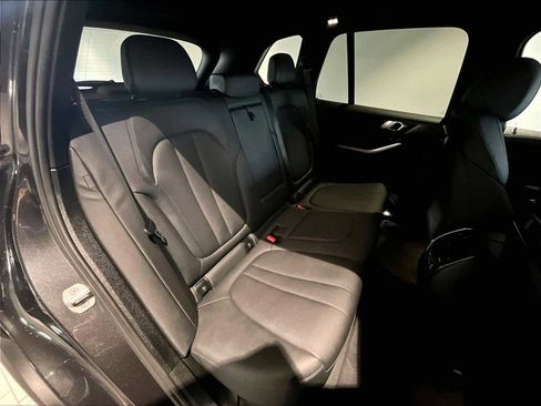 Used 2019 BMW X5 xDrive40i w/ Convenience Package image 32