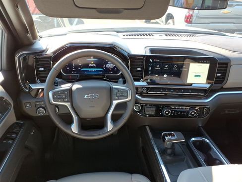New 2026 Chevrolet Silverado 1500 RST w/ Dark Appearance Package AWD/4WD image 10