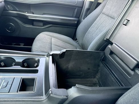 Used 2022 Ford Expedition XLT RWD image 21