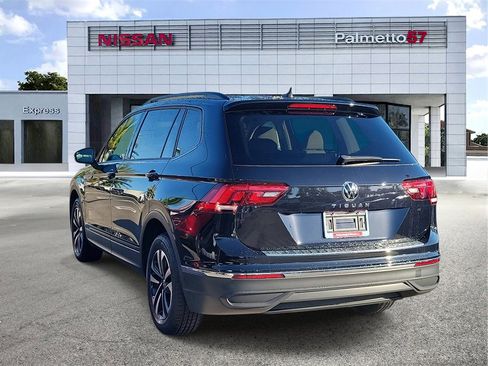 Used 2024 Volkswagen Tiguan S image 4