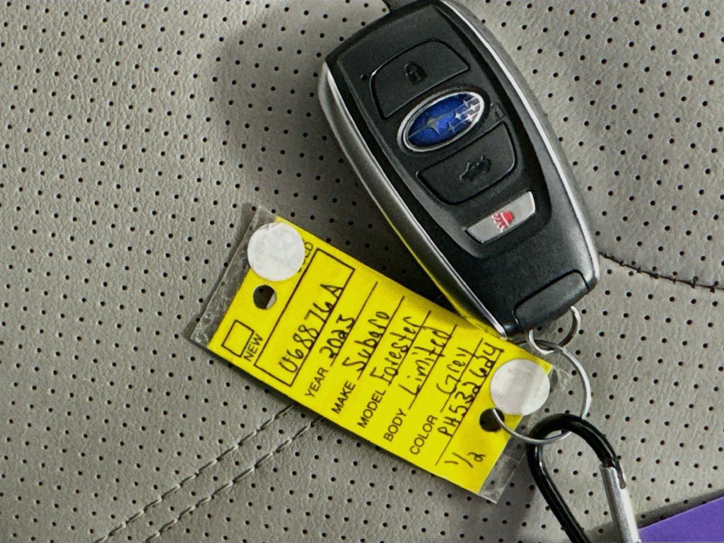 Used 2023 Subaru Forester Limited AWD/4WD image 38