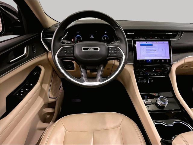 Used 2021 Jeep Grand Cherokee L Limited AWD/4WD image 5