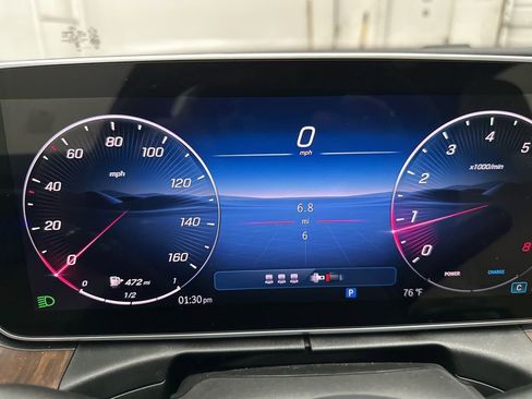 Used 2025 Mercedes-Benz C 300 Sedan image 12